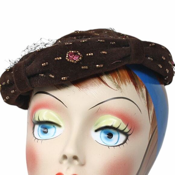 Vintage 40s 50s Hat Brown Felt w Beads and Sequins Doyle-Knower Utica - Hey Viv - Picture 2 of 8